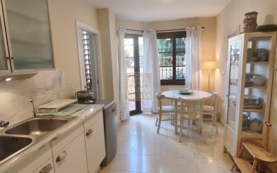SPECTACULAR BEACHFRONT APARTMENT – VILLA GADEA, ALTEA